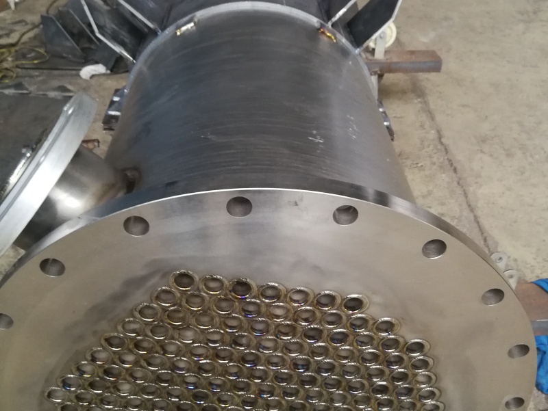 鈦鋼復合換熱器