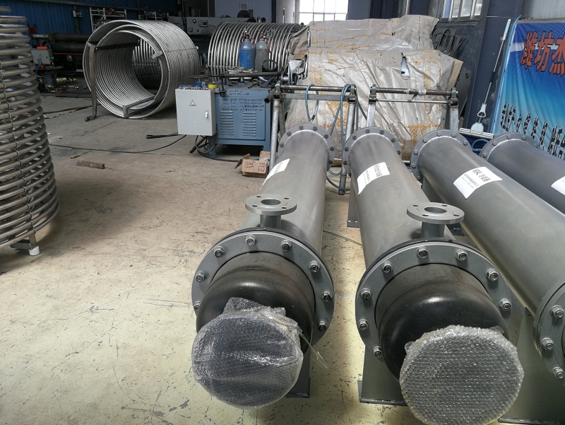 鈦鋼復(fù)合換熱器